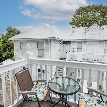 Classic King With Balcony At Curry Mansion Key West Esterno foto