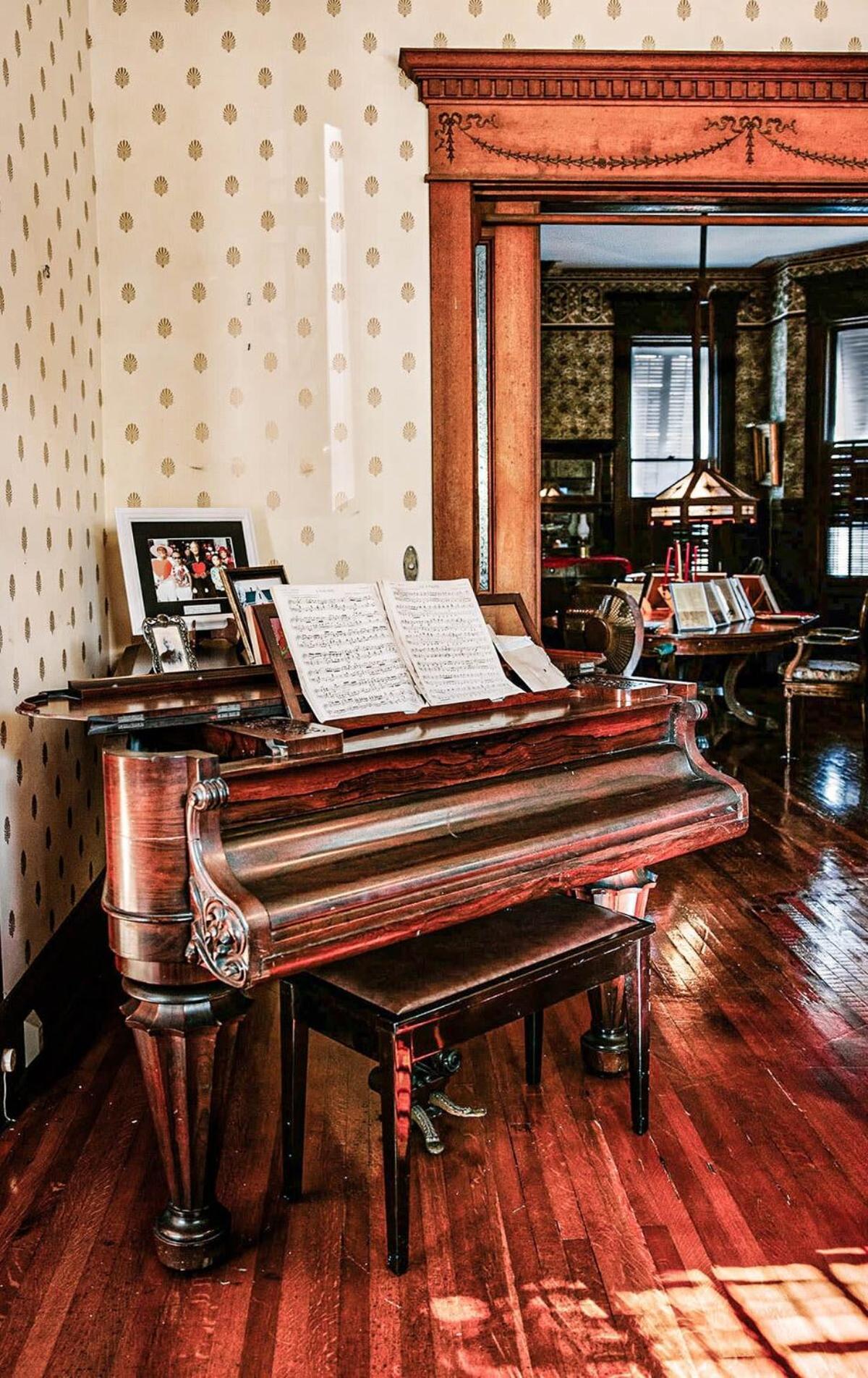 Classic King With Balcony At Curry Mansion Key West Esterno foto